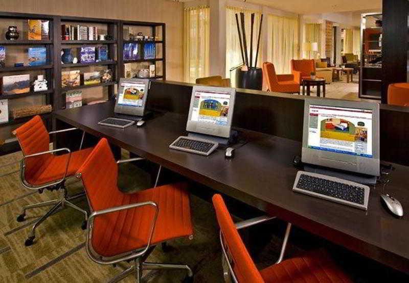Courtyard By Marriott San Diego Оушенсайд Удобства фото