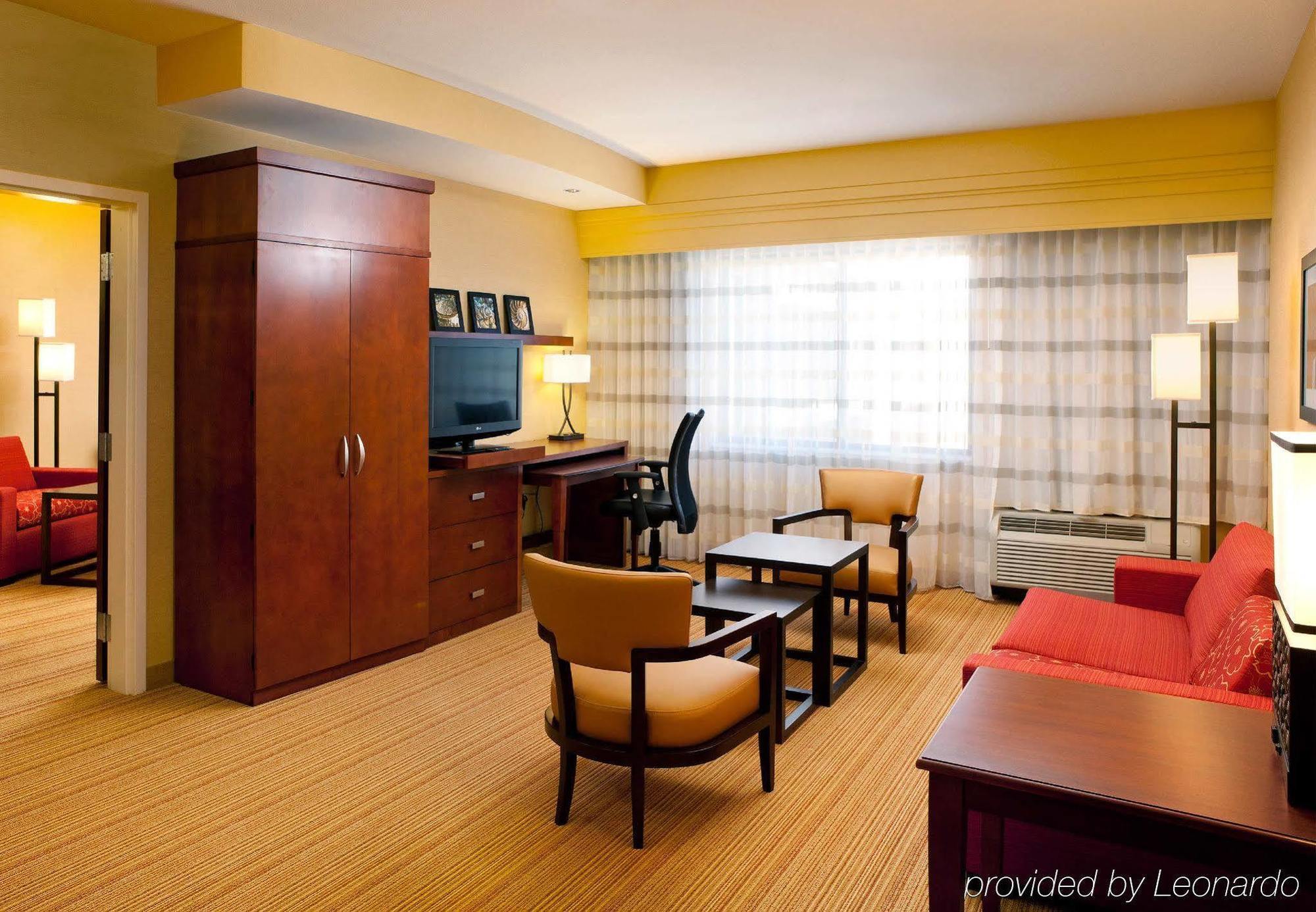 Courtyard By Marriott San Diego Оушенсайд Номер фото
