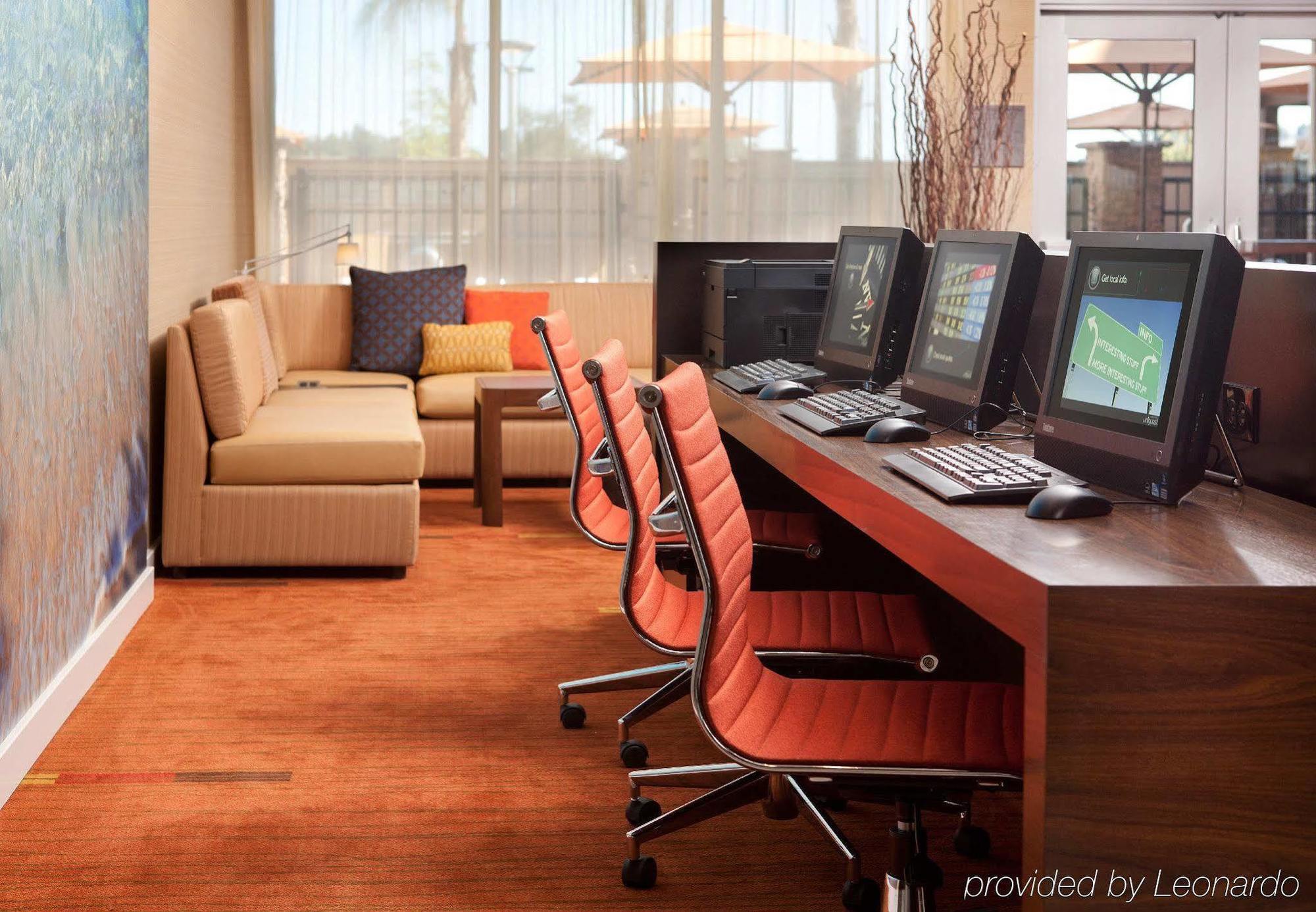 Courtyard By Marriott San Diego Оушенсайд Удобства фото